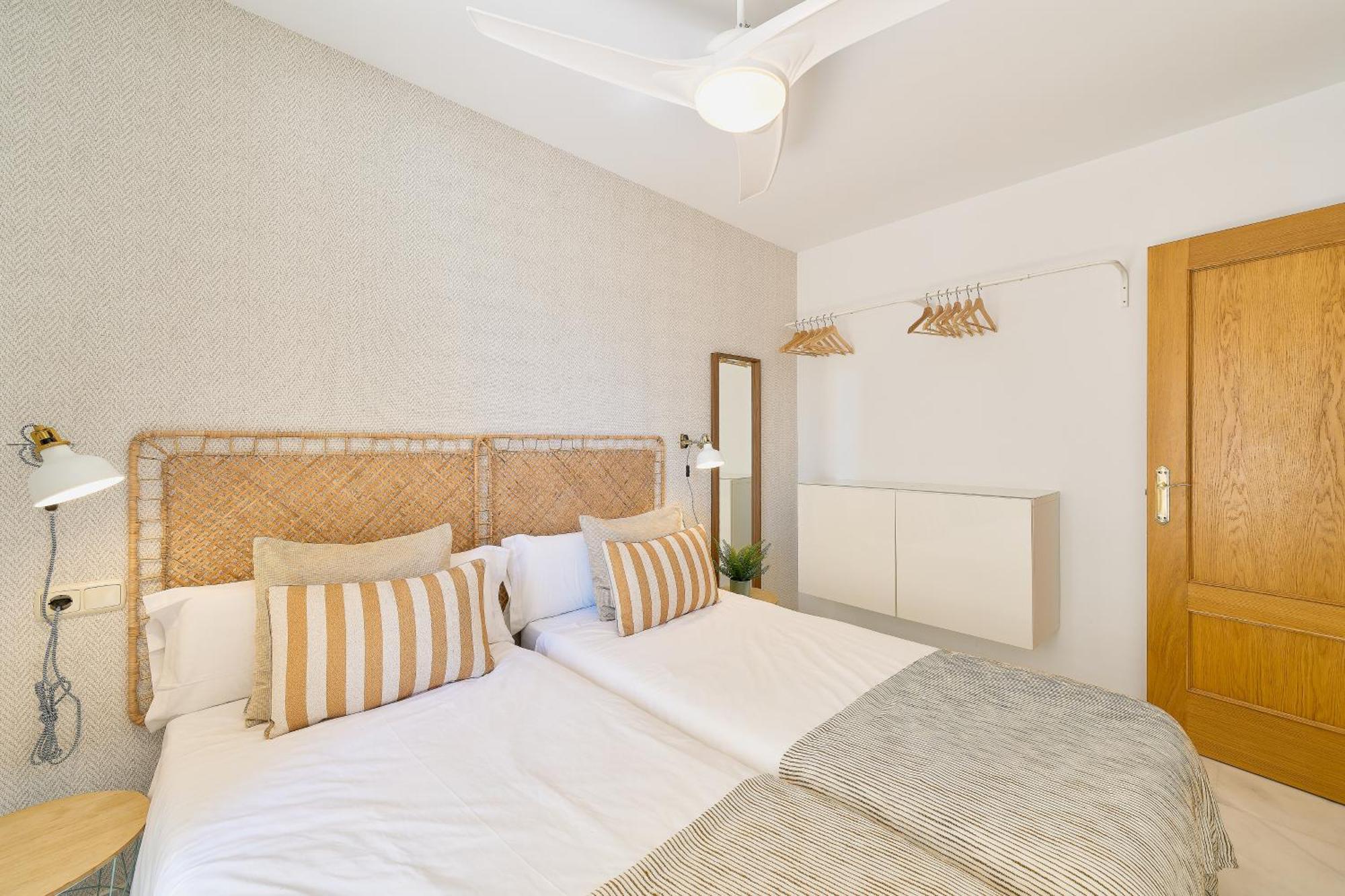 Fuengirola Beach Apartment By Stay Belonio Exterior photo
